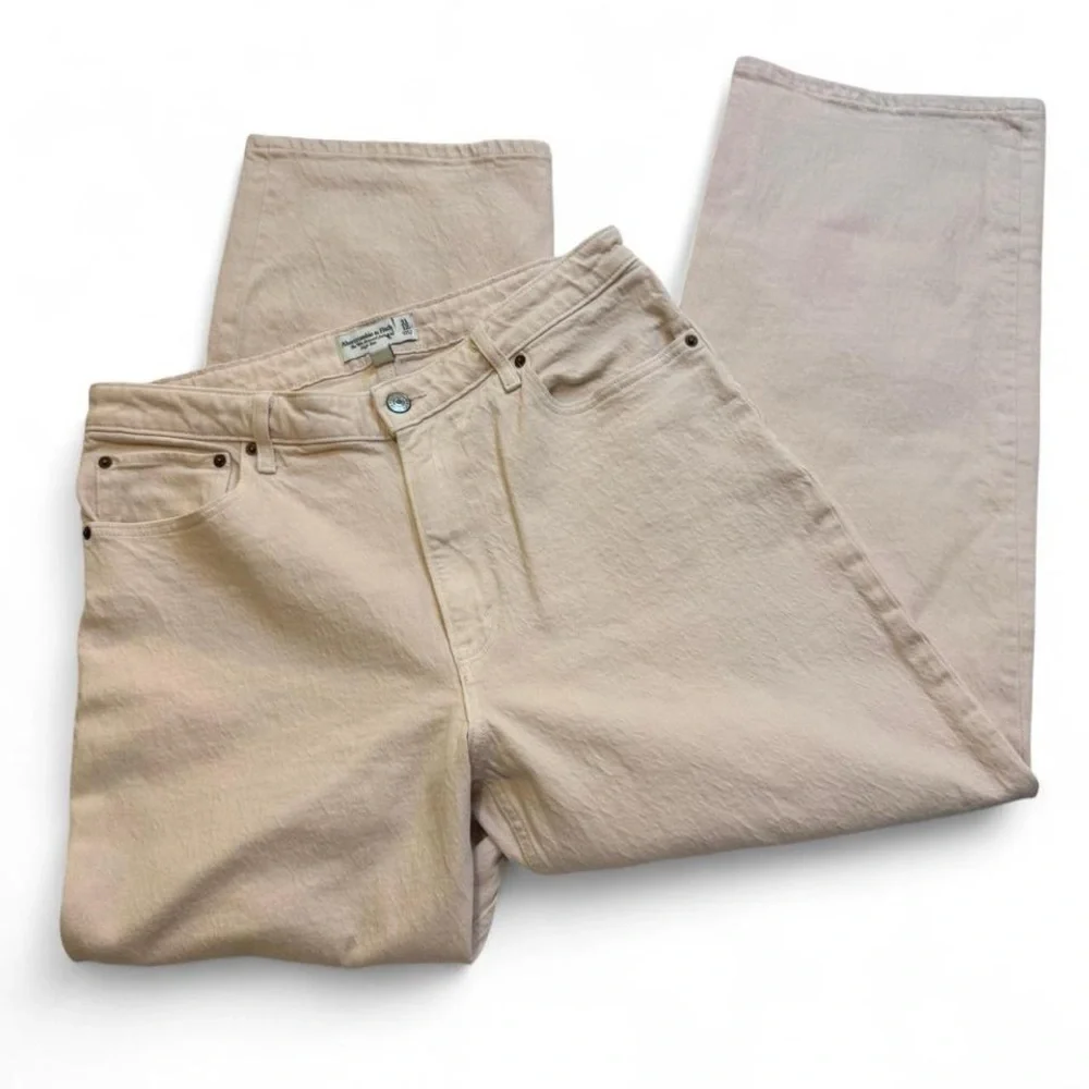 💖 Abercrombie & Fitch Light Pink High Rise Straight Jeans 31 (12) Short 👖